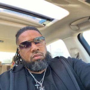 Meet your Posher, Diondre